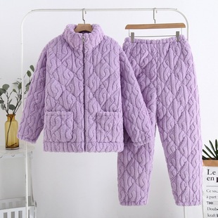 2023�����A��˯��Ůʿ�Ӻ�ӽq���b�Ứ������\�Ҿӷ���ů���⴩