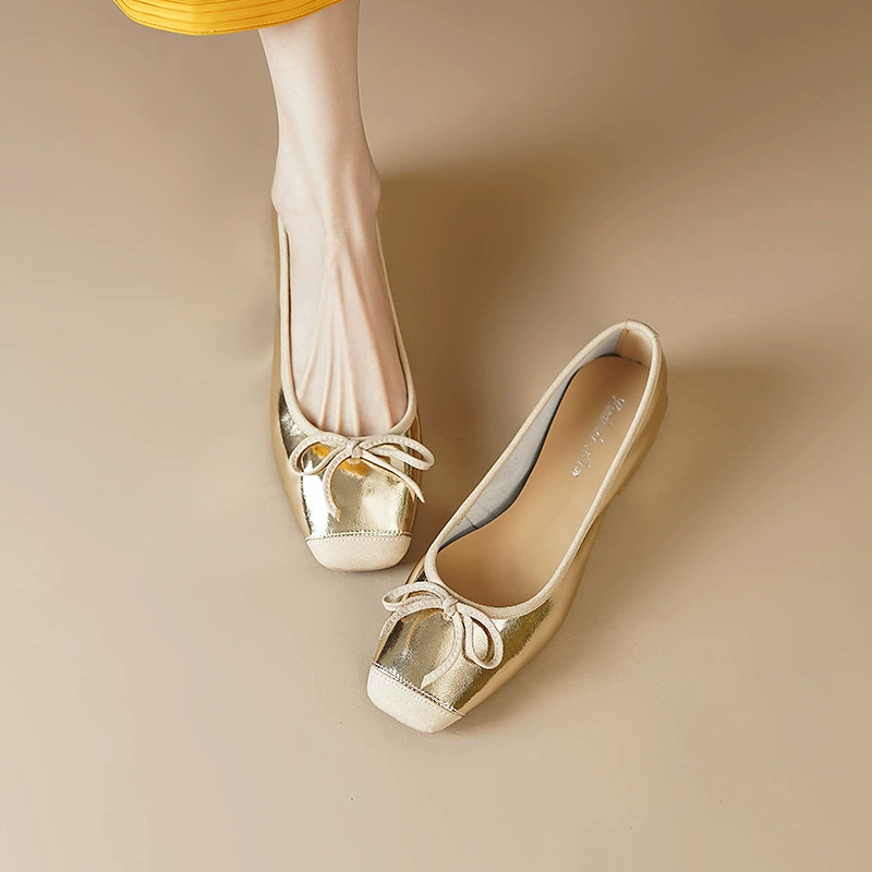 Серебряные однослойные туфли во французском стиле Chanel для женщин 2023 новые весенне-летние балетные туфли на плоской подошве с бантом из мягкой кожи молочные туфли
