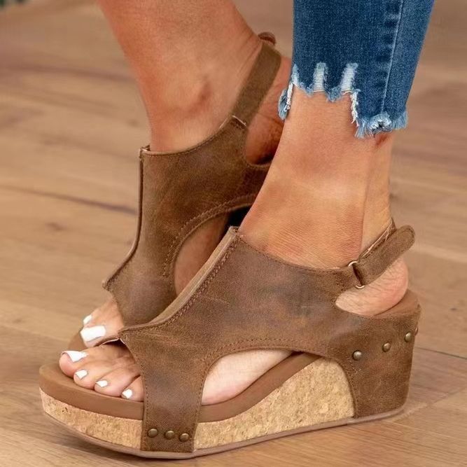 Sandalias de mujer de talla grande europeas y americanas 2023 Verano nuevas sandalias de plataforma de cuña de velcro con estampado de leopardo remache de boca de pescado transfronterizo