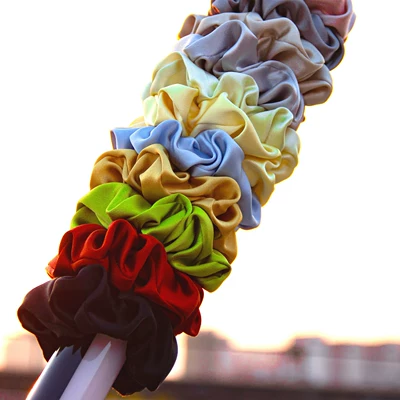 Saç üçün rezinlər, Tie 100% Mulberry Silk Scrunchie
