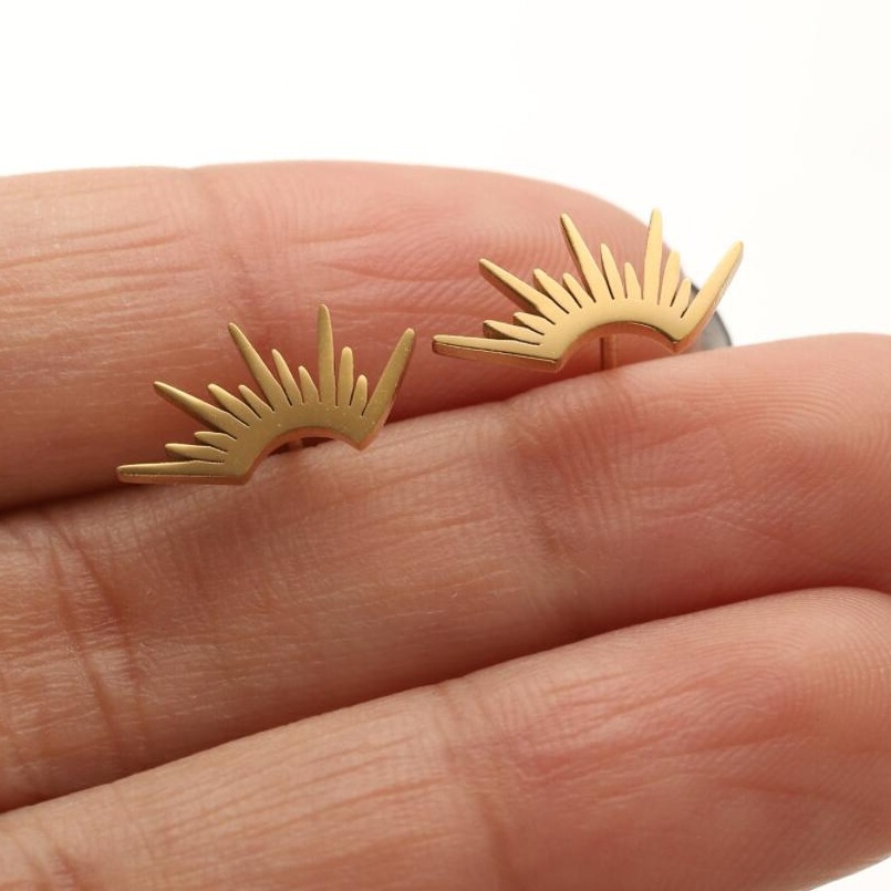 Daily Occasion 304 Stainless Steel Material Sector Pattern PVD Coated 18K Gold Real Gold Plated Sector 304 Stainless Steel Simple Style Waterproof Non Tarnish Ear Studs