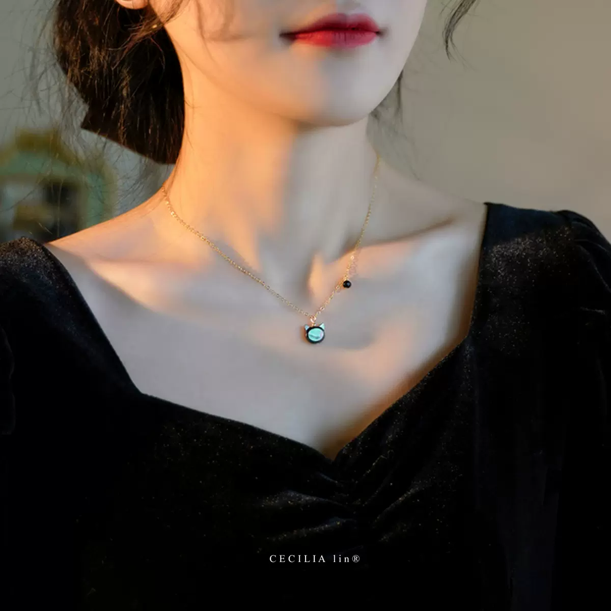 黑白色猫咪14K包金天然小粒珍珠项链锁骨链轻奢小众吊坠百搭
