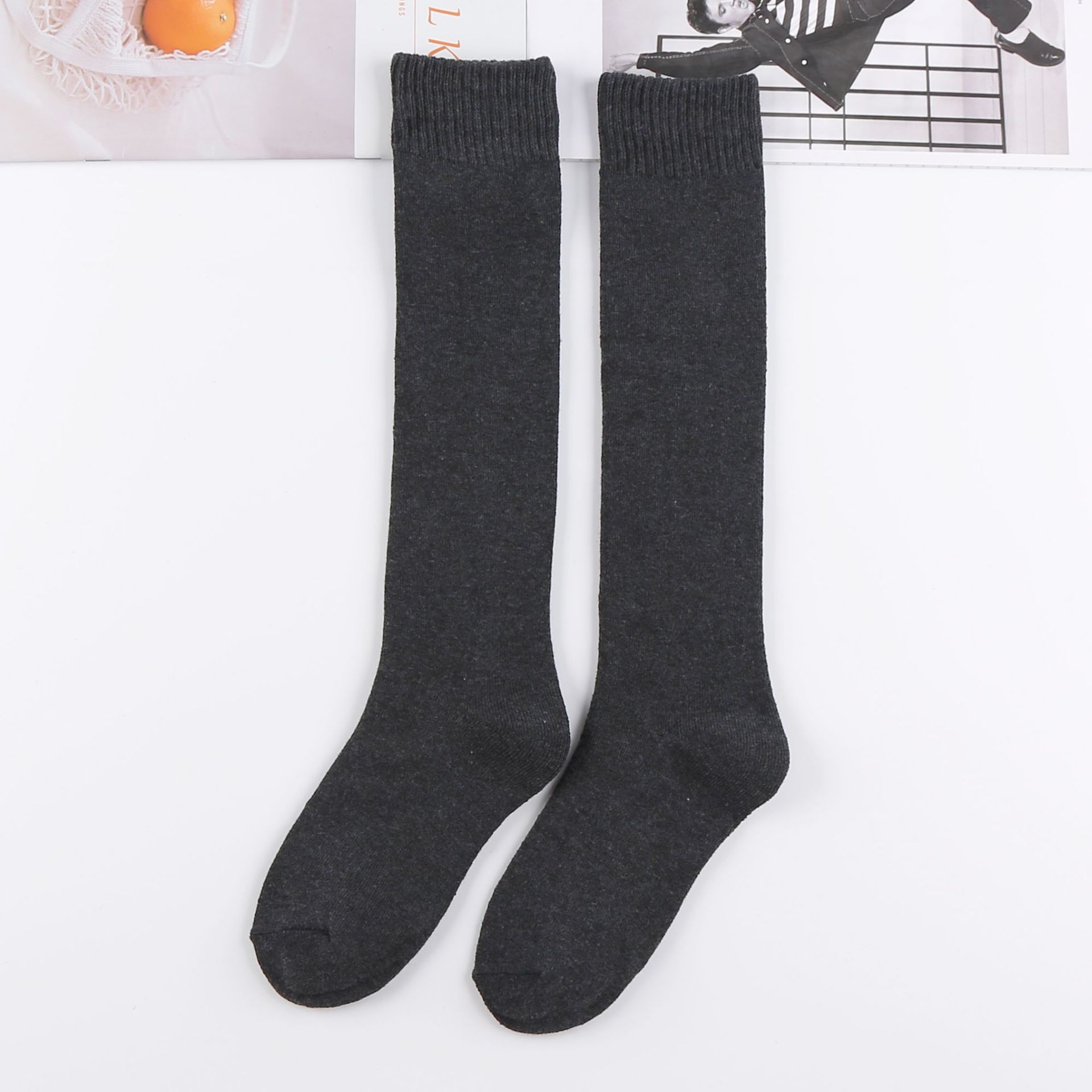 Zhuji calcetines de pantorrilla de otoño e invierno calcetines de mujer jk calcetines de pierna adelgazantes calcetines de algodón cálido de color sólido calcetines de felpa gruesos con forro polar