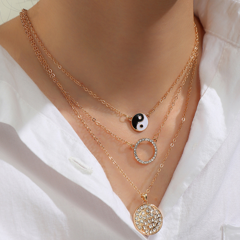 Fashion Geometric Alloy Rhinestones Necklace 3 Pieces