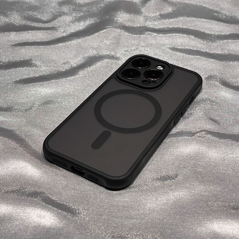Ins Classic Skin Feel Suitable for Iphone16 Mobile Phone Case Apple 17Promax Transparent Black Shock-Proof and Anti-Fall Magnetic Suction Case