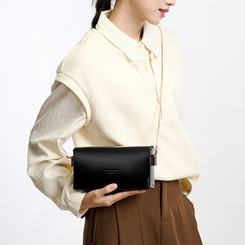 Chain Underarm Bag Genuine Leather Women's Shoulder Bag Commuter Luxury Fashion Simple New Small Square Crossbody Bag - Thumbnail 3