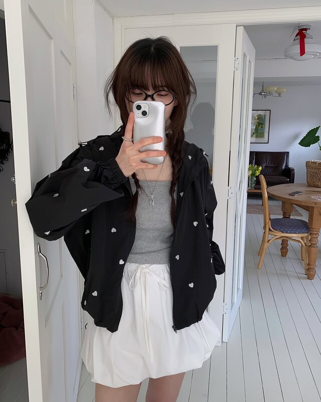 现货甜美爱心绣花防晒外套|undefined