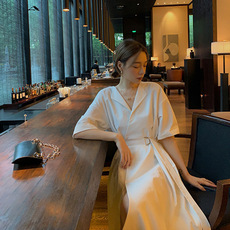 2021年春装新款女装轻奢法式长裙设计感小众气质白色衬衫连衣裙子