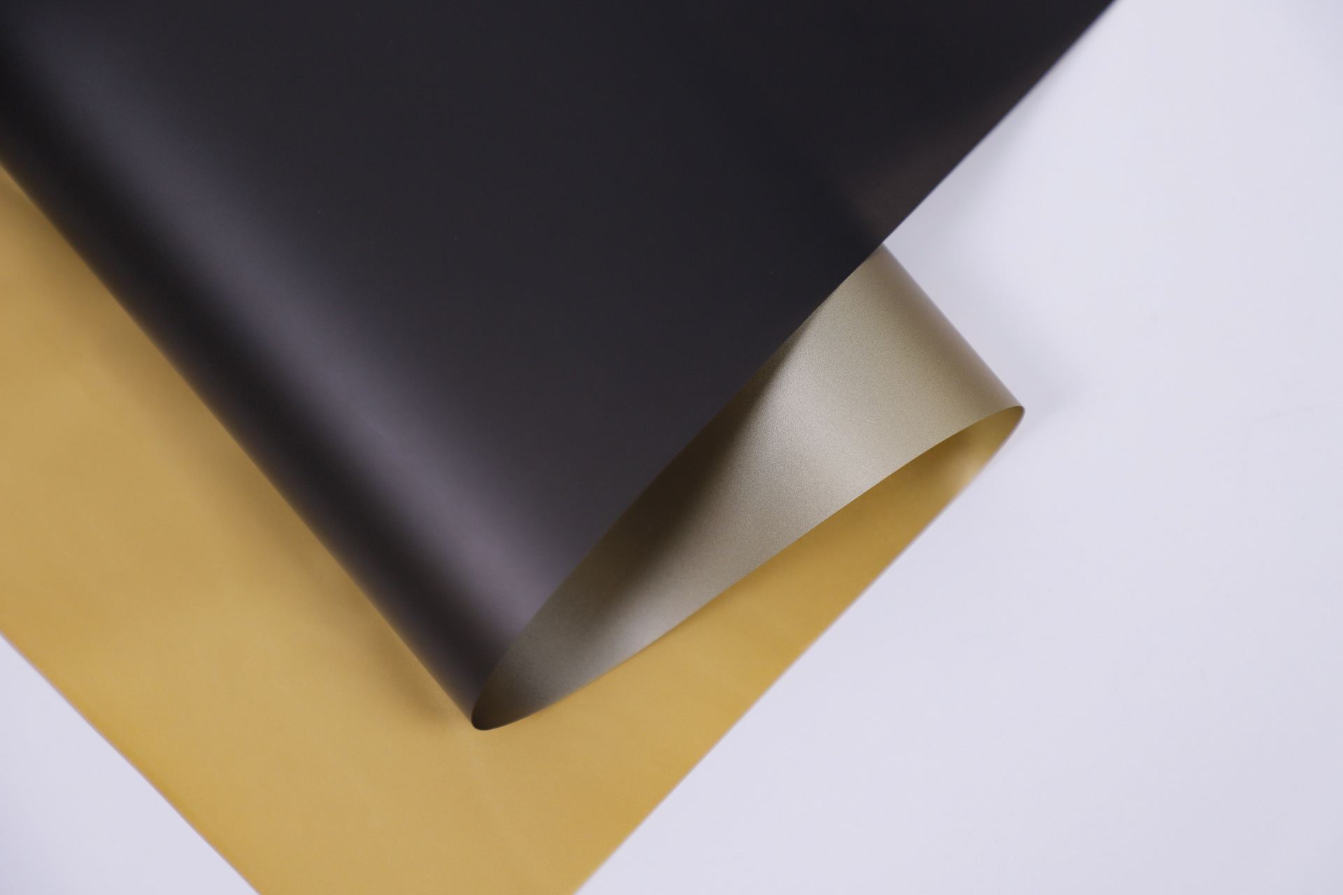 LiZhiRan Qixi nuevo caramelo color gradiente de plástico impermeable papel de embalaje de flores papel de embalaje de ramo