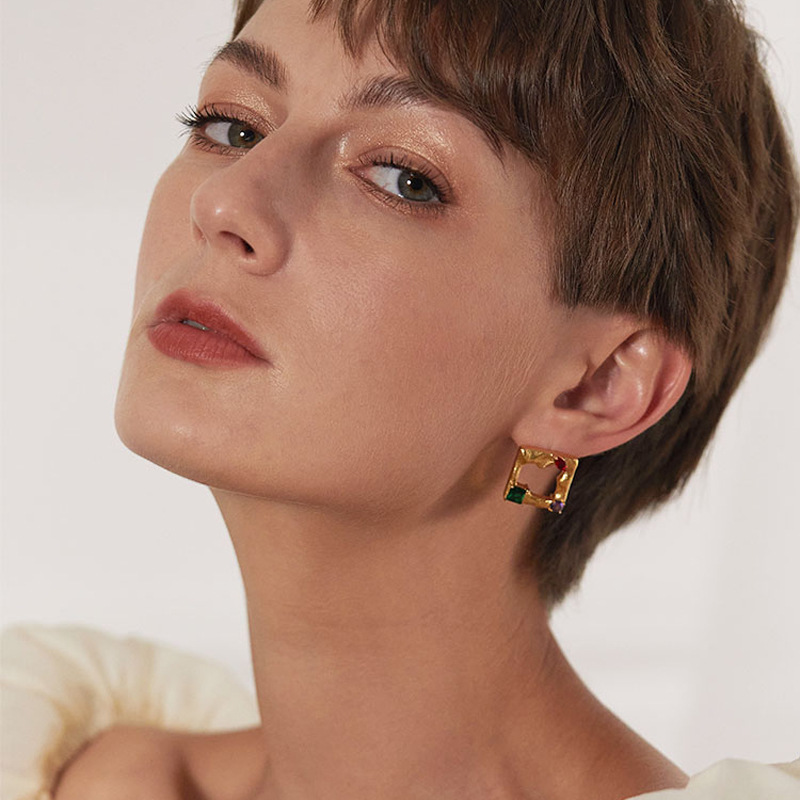 Retro Geometric Copper Plating Zircon Ear Studs 1 Pair