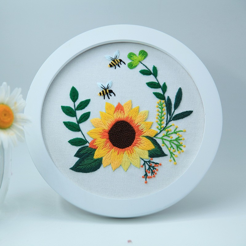 Bordado material de bricolaje paquete Lu bordado hecho a mano tela creativa decoración de estilo europeo flor tridimensional novicio costura colgante pintura