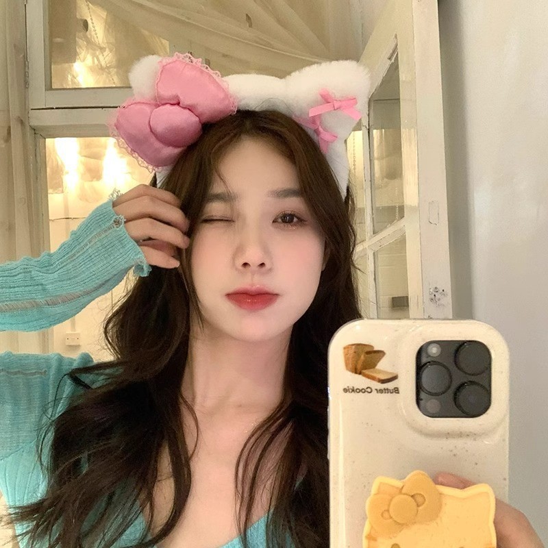 흰색 리본 고양이 머리띠.