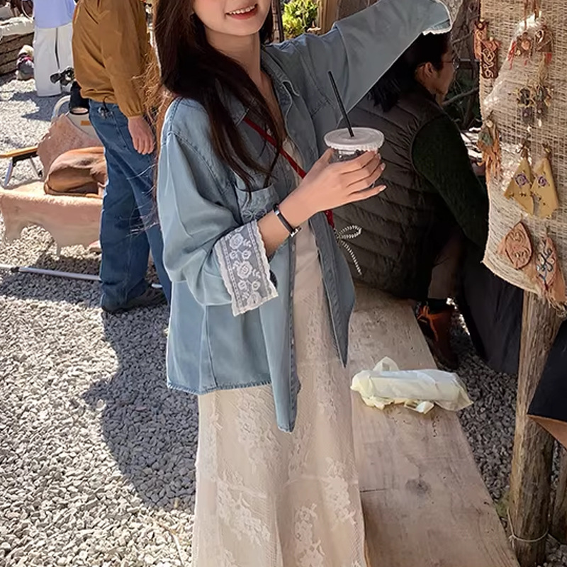 Petite Women's Spring/Summer Shirt with Lace Patchwork, Loose Fit, Blue Long-Sleeve Denim Shirt Jacket, 2026 New Arrival