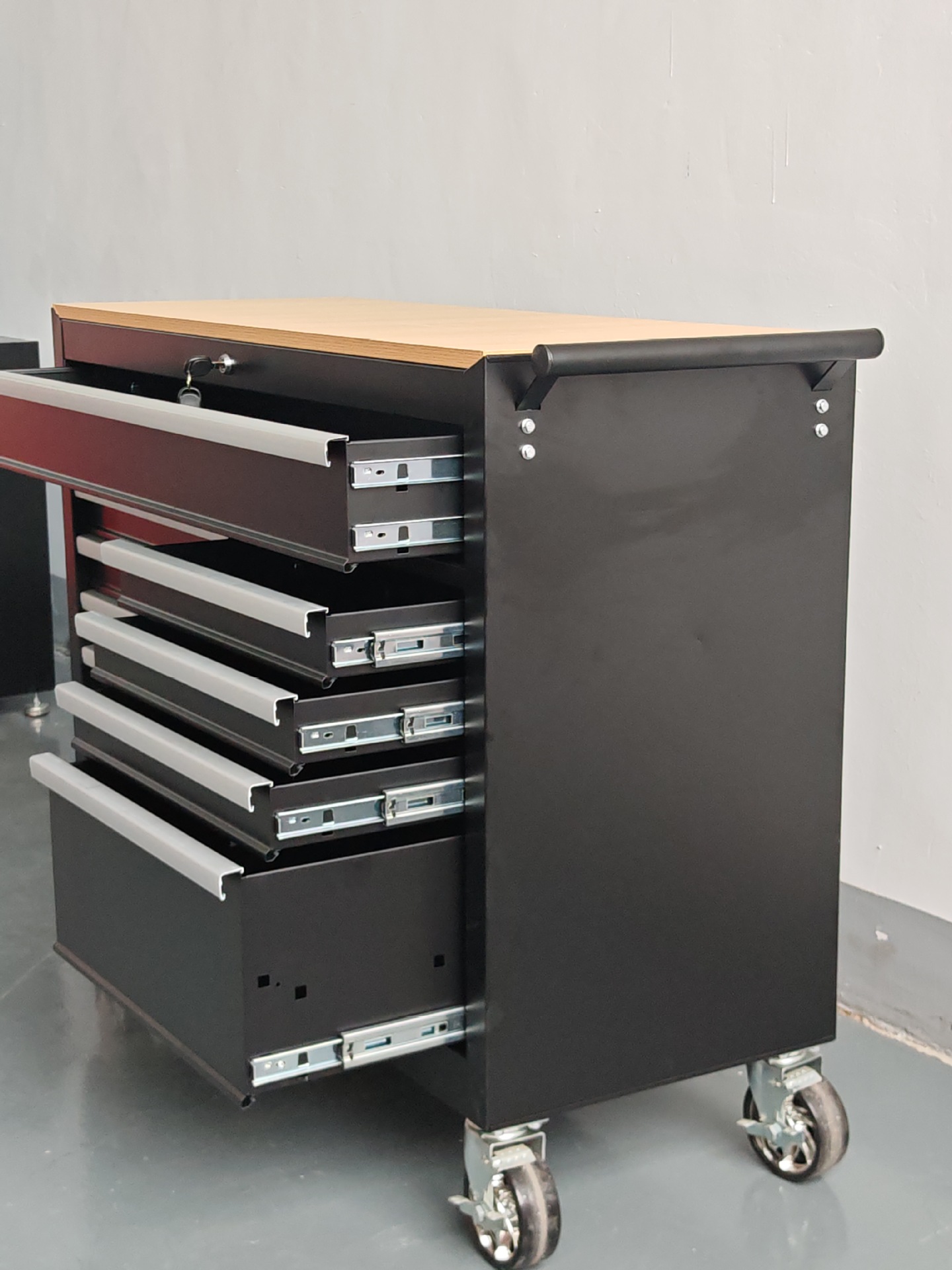 O1CN01inxU7G28czINXXuBq_!!2218143327954-0-cib.jpg?__r__=1725500001188