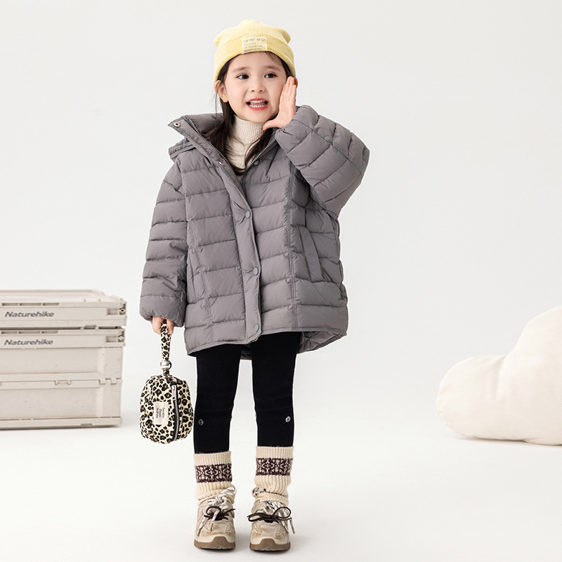 [en stock] nuevo estandarte nacional 90 chaqueta de plumón de color blanco para niños 2025 ropa de invierno nueva chaqueta de bebé media y larga
