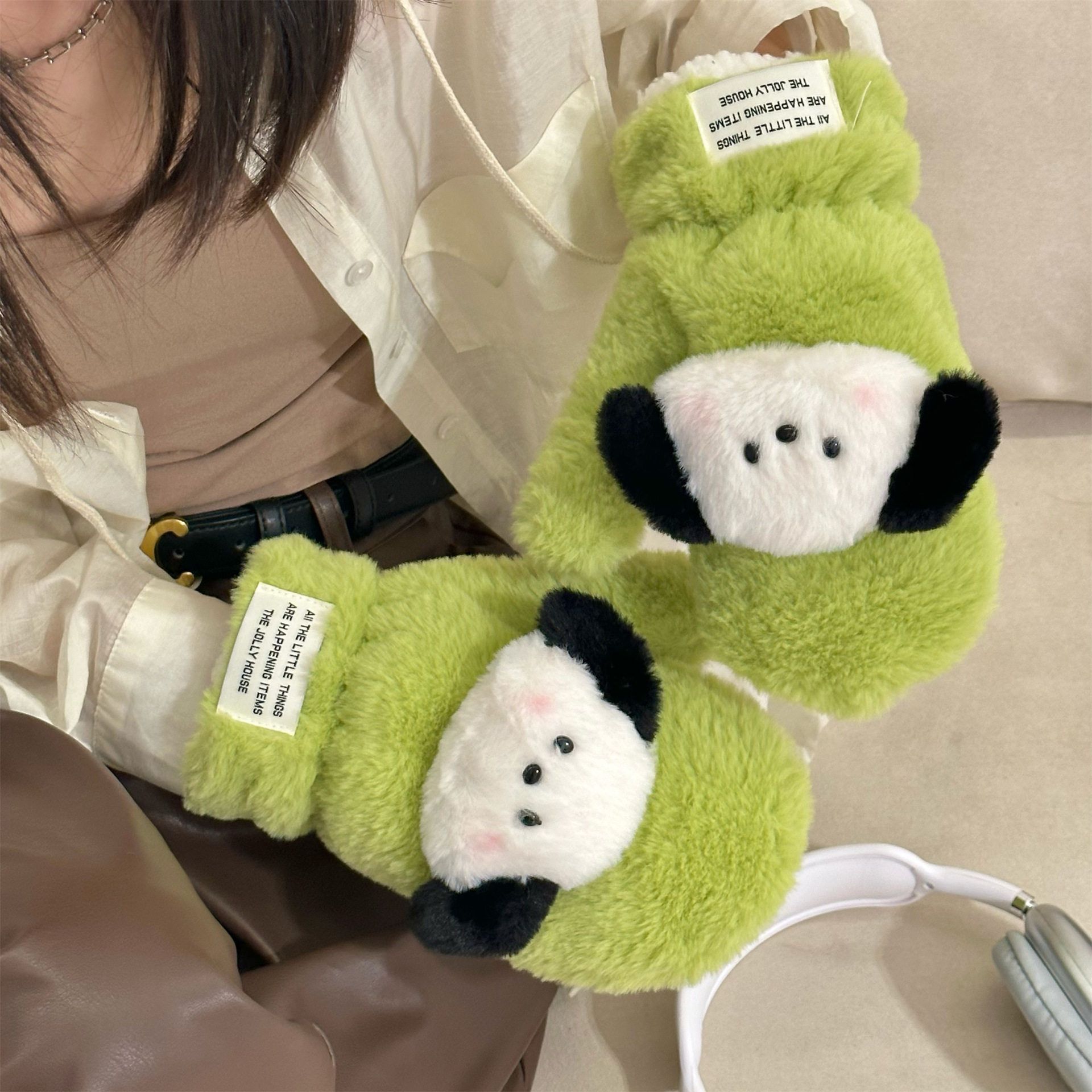 ins手套冬季保暖毛絨絨加厚學生騎行可愛小狗防寒手套女生可掛脖