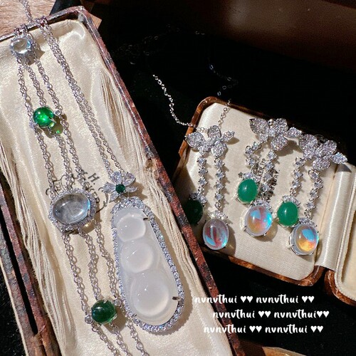 Yingying Pearl Green Bean Gemstone Pendant Necklace Designer 18K gold-plated denier-shaped zircon earrings second-hand set
