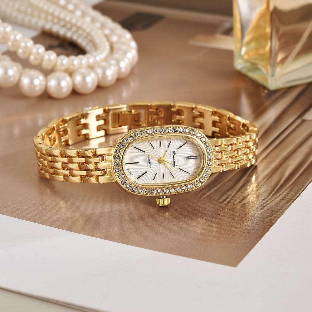 Nueva chica de estilo coreano temperamento pequeño cuadrado brazalete de diamantes temperamento de moda cinturón de acero para mujer reloj de cuarzo para mujer