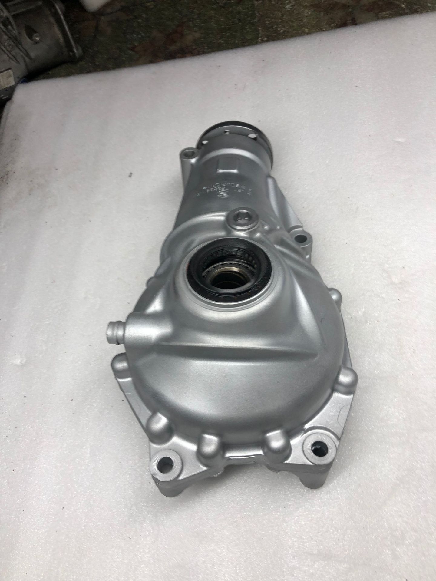 Suitable for BMW X5 E70 X6 E71 xDrive front differential assembly, 3.15 gear ratio
