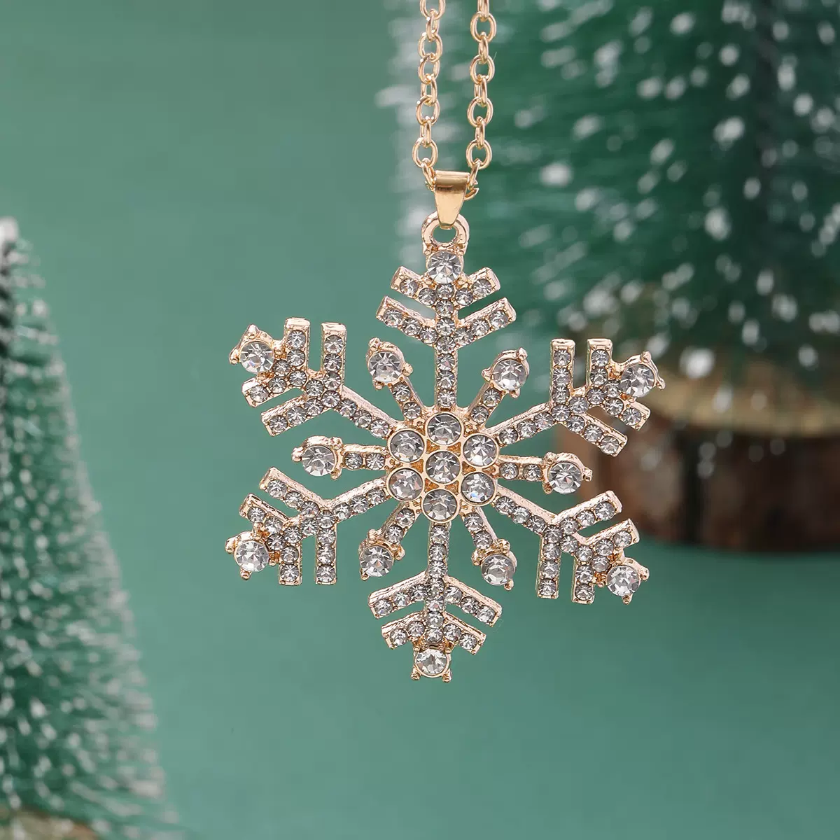 跨境新款热销高档奢镶钻项链项饰毛衣链批发儿童创意时尚圣诞雪花