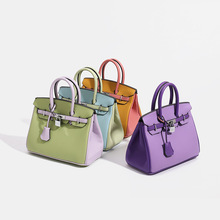 �羳�r����֦�y����ƴɫ�K���Ůʿ�����������μ�б���������