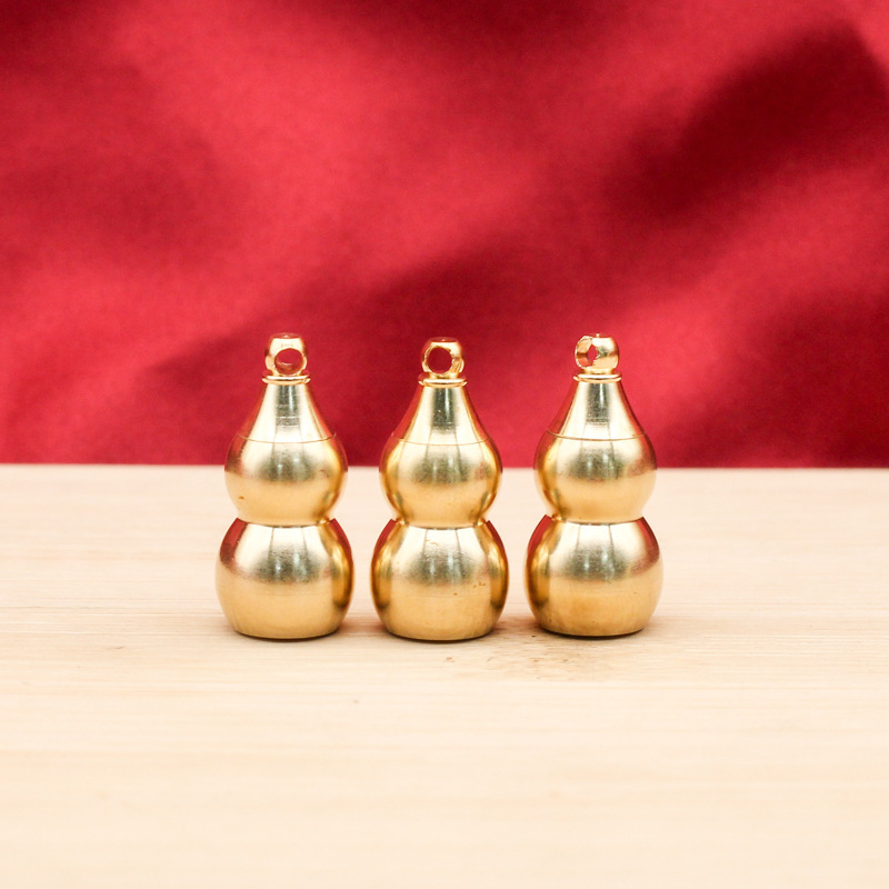 Brass Gourd with Open Lid, Brass Hollow Small Gourd, Office Five Emperors Coin Ornament, Hanging Decoration, Wholesale Chinese-Style Souvenir Brass Gourd with Open Lid, Brass Hollow Small Gourd, Office Five Emperors Coin Ornament, Hanging Decoration, Wholesale Chinese-Style Souvenir