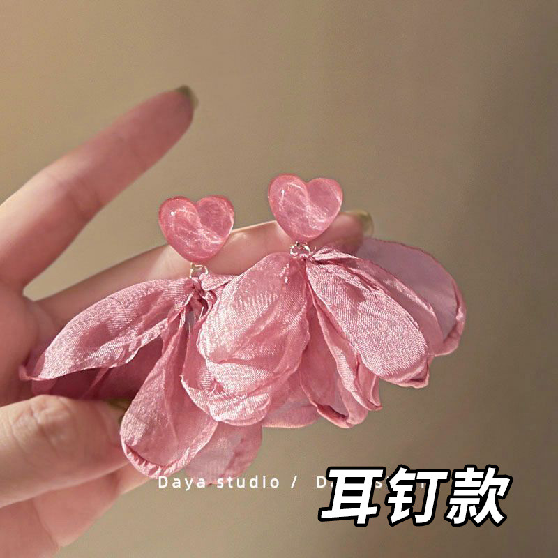 사랑 쉬폰 귀걸이