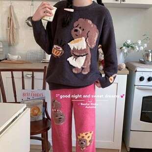Reefur Rinka�滨���¿�Ů�A�I�Ӻ��Ứ��ƿС���L�����b�Ҿӷ�