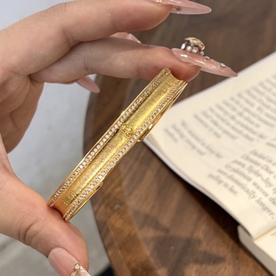 ����ʽ�Ї��L���ͬ��M荺��J�ֹ����z�_�����C�߼������֭h