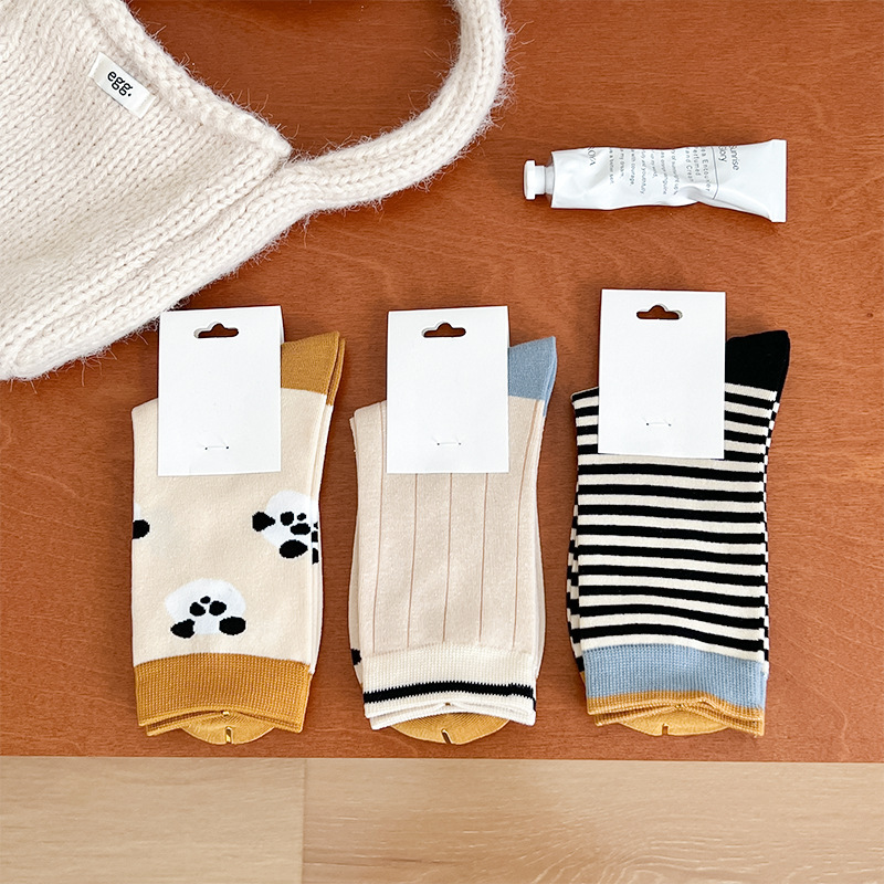 Calcetines de algodón para mujeres verano delgado retrógrado rayas calcetines adorables pandas sin hueso calcetines Zhuhai al por mayor