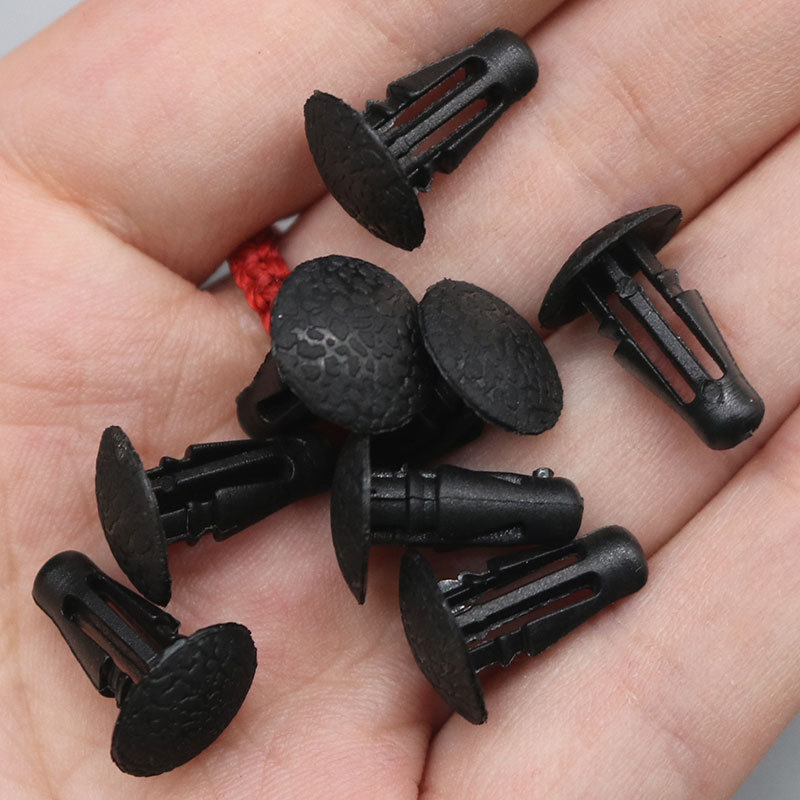 Hebilla plástica aplicable F88 OE de la cubierta de máquina de la hebilla de la tira de lacre del coche de Nissan: 01553-00401