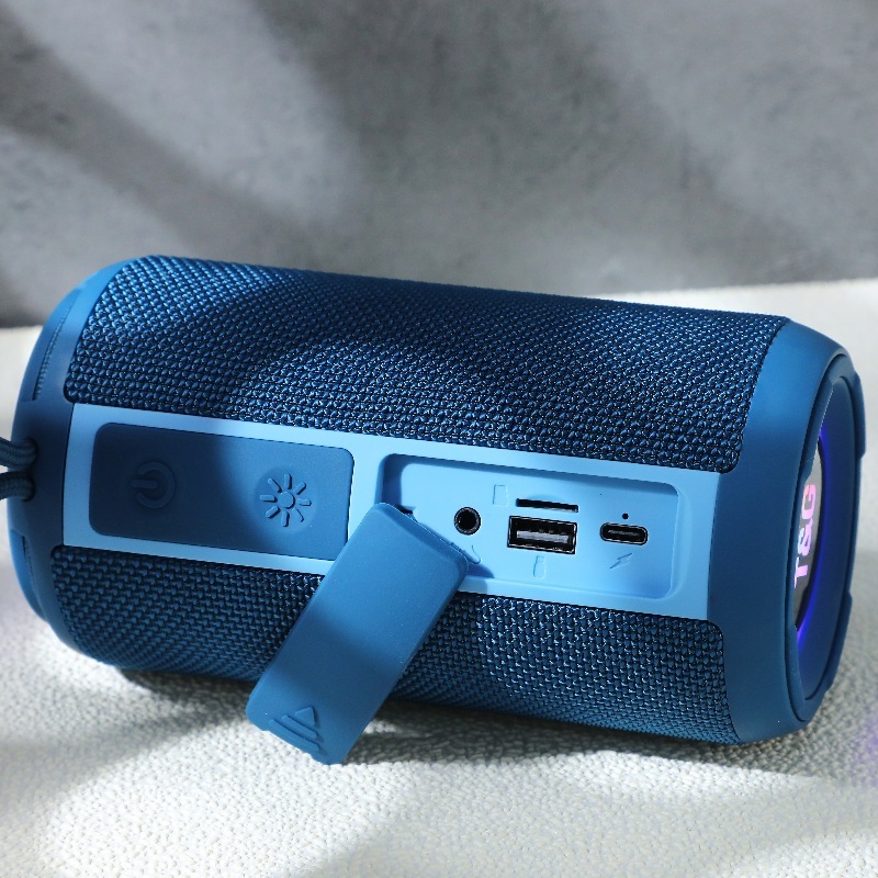 新しい国境を越えたbluetoothオーディオTG656家庭用カードLED屋外サブウーファ携帯プレゼント無線スピーカー|undefined