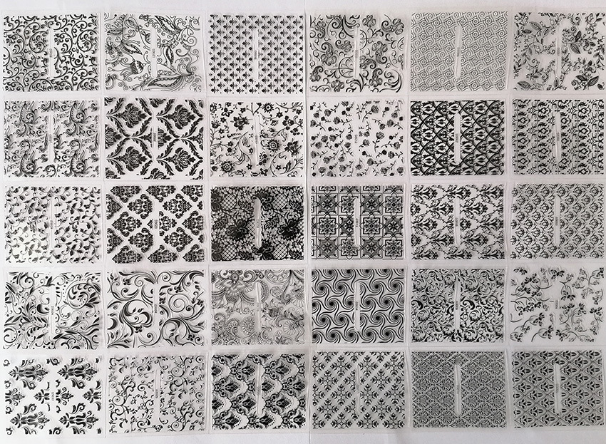 검은색