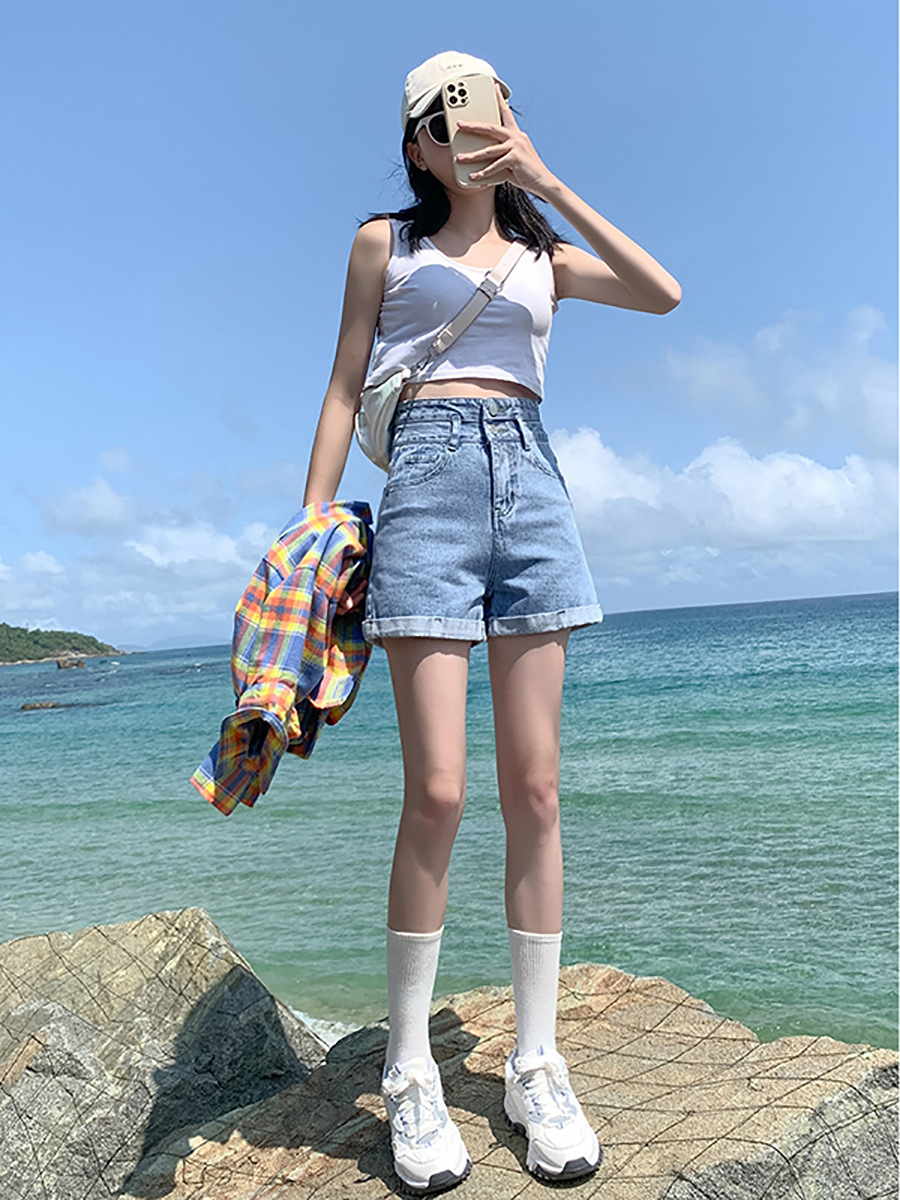 2025年夏の女性用ハイウエストカールデニムショートパンツ、新しいルーズスリミングワイドレッグAライン多用途ブラックパンツ
