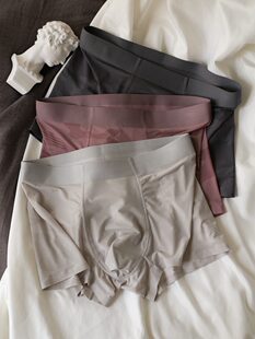 �H��춮aƷչʾ����-3����ʿ�����к��ı��z�o�p�����Ľǃ�ѝ����