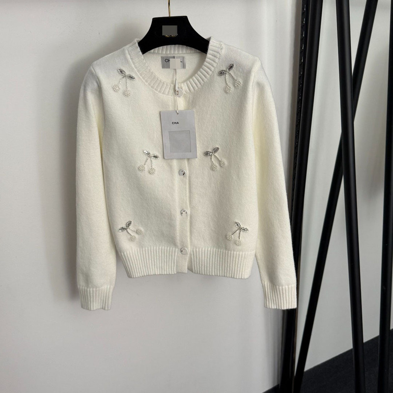 Shenzhen Nanyou Classy Export Elegant Slim Fit Dopamine Wear Women's Sequined Cherry Long-Sleeved Knitted Cardigan