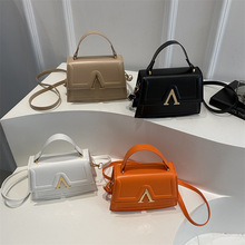 法式纯色手提小方包2025夏季时尚质感女士单肩包糖果色简约斜挎包