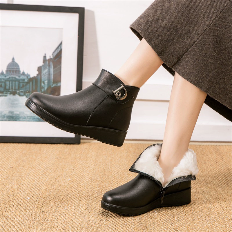 В наличии: женские зимние теплые нескользящие короткие сапоги из натуральной кожи для женщин среднего возраста, обувь для пожилых, на низком каблуке, на флисовой подкладке.