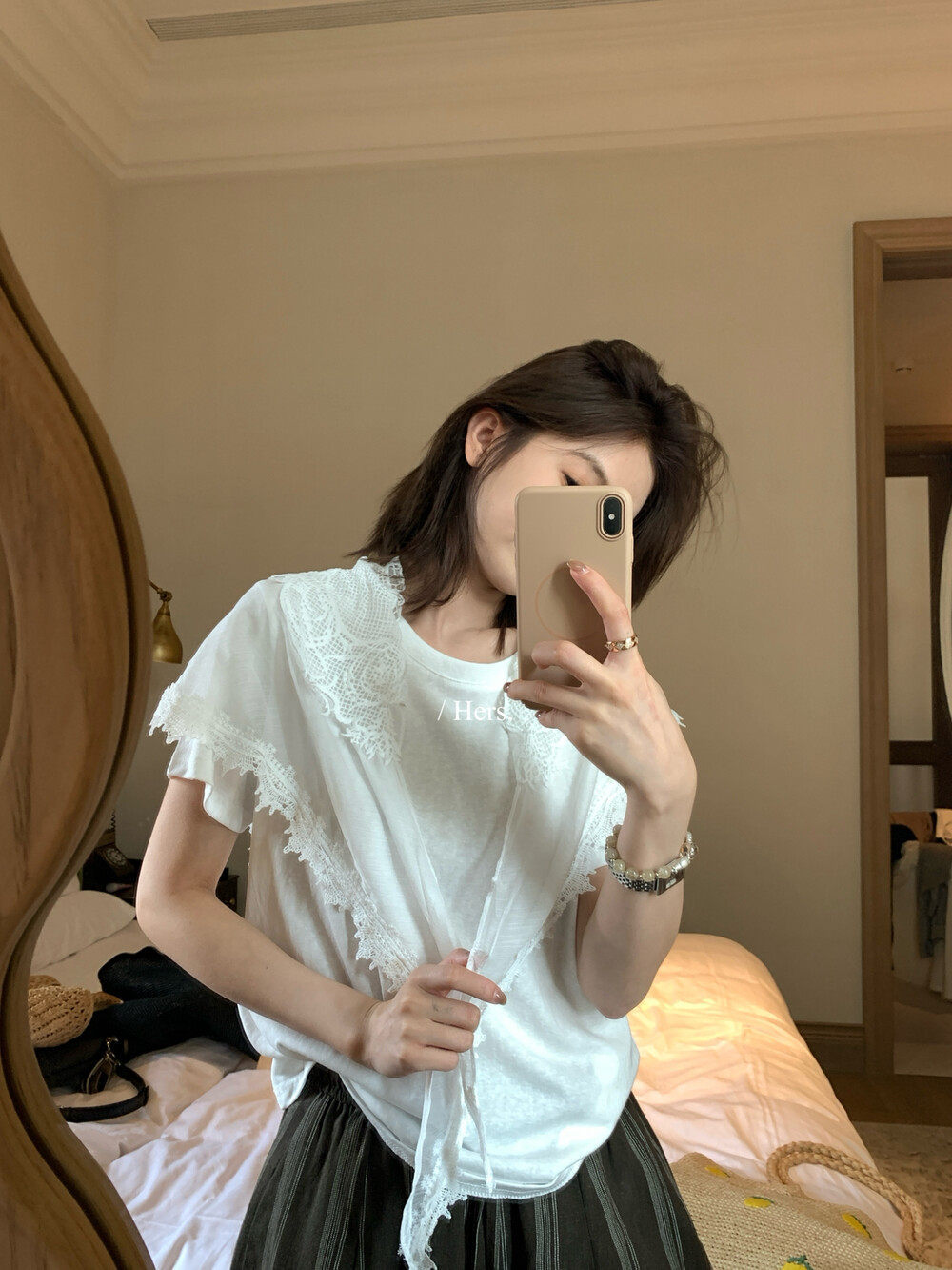 trắng ngà