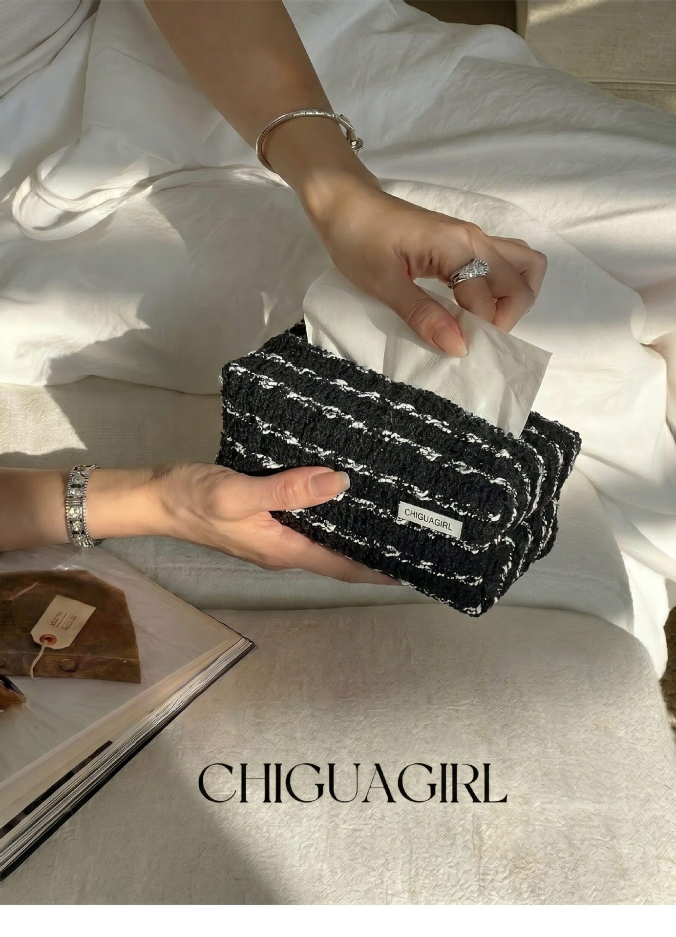 Light Luxury and High-End Fabric Tissue Box, Woven Design for Living Room Coffee Table and Dining Room, Tissue Storage Box, Napkin Holder