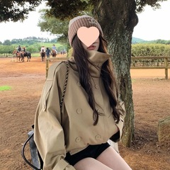 2025秋季新款英伦风双排扣立领短款风衣女宽松时尚流行工装外套潮