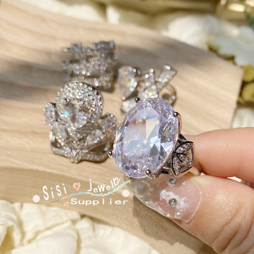 Sisi exaggerated niche dan-shaped zirconium diamond ring for women 18K gold-plated brilliant eight hearts and eight arrows crown dove egg engagement ring