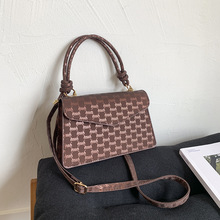 2025�¿��n���OӋ�����r���|��б��͹�С�������s�����Ů�����