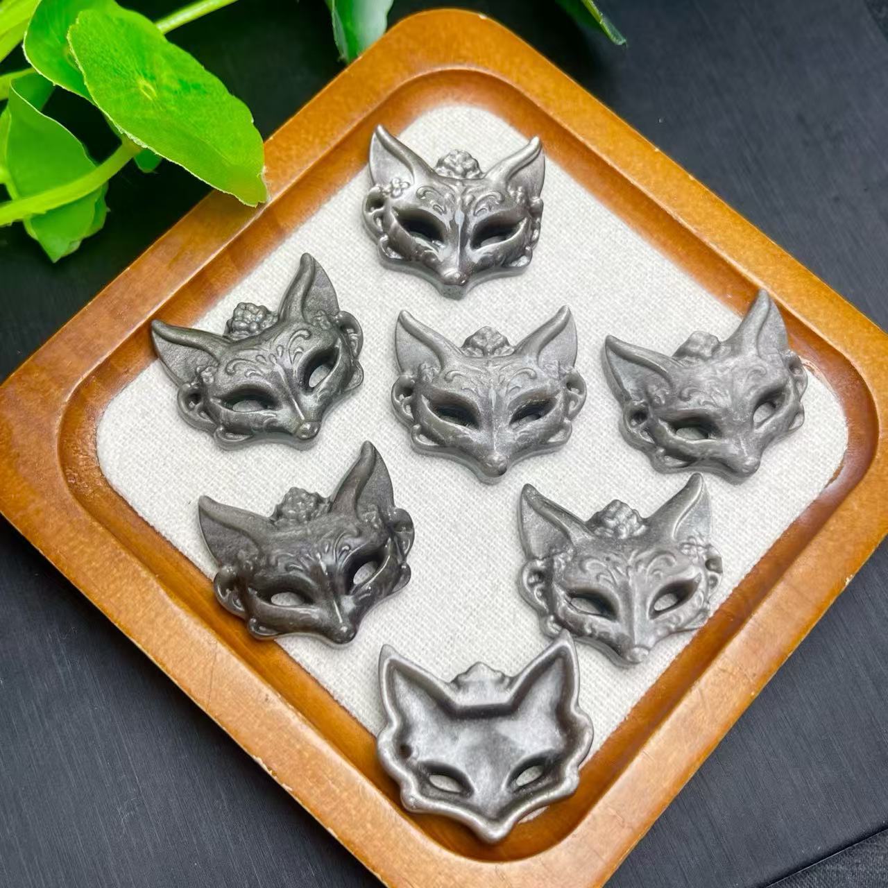 Natural Silver Obsidian Mask Pendant Necklace Crystal Fox Unisex_voghion.com