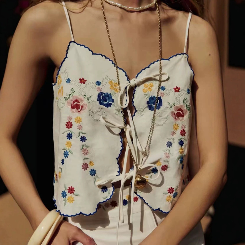 French-Style Niche Brand 26Th Spring/Summer New Holiday Style Cross-Pattern Embroidery Fan-Shaped Edge Front-Tie Camisole Top for Women French-Style Niche Brand 26Th Spring/Summer New Holiday Style Cross-Pattern Embroidery Fan-Shaped Edge Front-Tie Camisole Top for Women