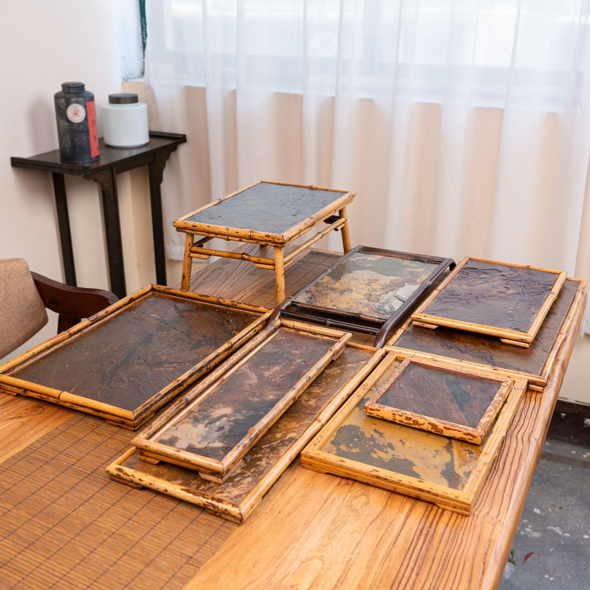 安吉梅鹿竹石面茶托盘 石面茶盘 石头制作竹工艺品 斑竹大漆制品