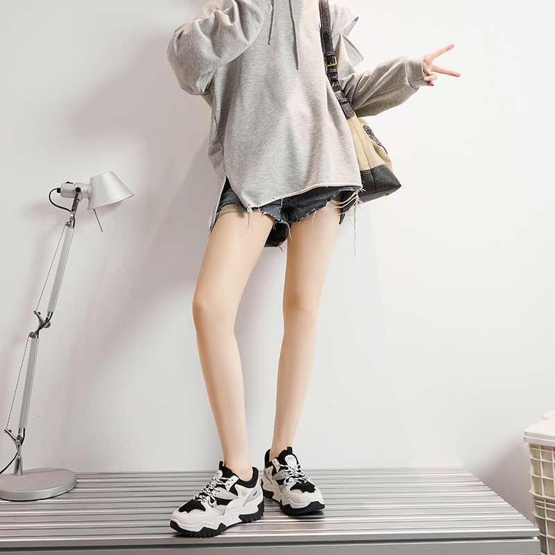 Despeje de almacenamiento casual versátil red red pequeña niña de altura zapatos de mujer muffin zapatos de base gruesa para aumentar la altura delgada