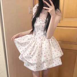 女生白色碎花吊带连衣裙子夏季新款甜美少女风收腰公主蓬蓬短裙女