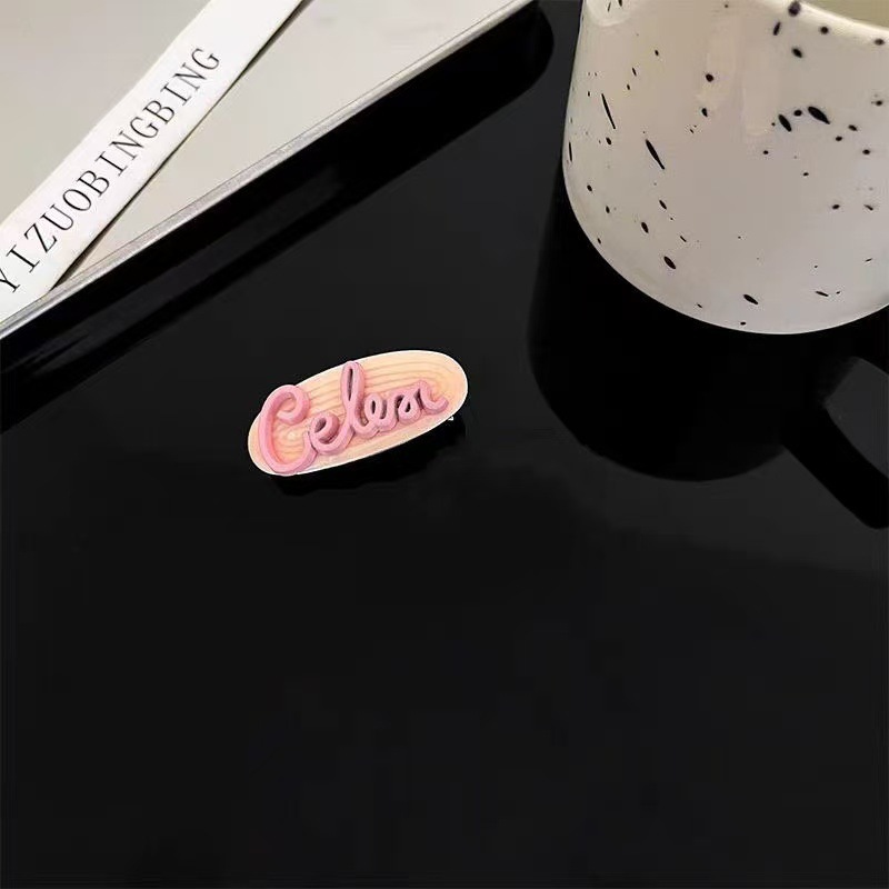 滴油水钻字母发夹女多巴胺抓夹侧边刘海夹轻奢高级感精致小众发夹|undefined