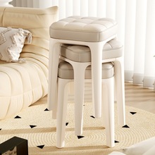 家用可叠放凳子加厚方凳软包塑料凳子奶油风餐桌备用胶凳客厅跨境